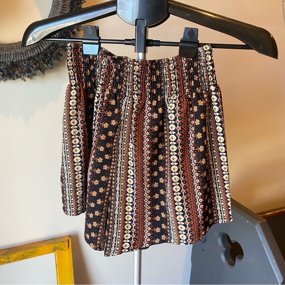 Bohemian Patterned Shorts - Picture 3 of 3